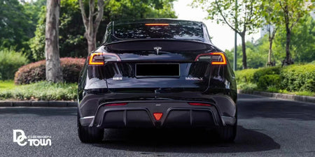 CMST - TESLA MODEL Y CARBON FIBRE DIFFUSER V2 - Aero Carbon UK