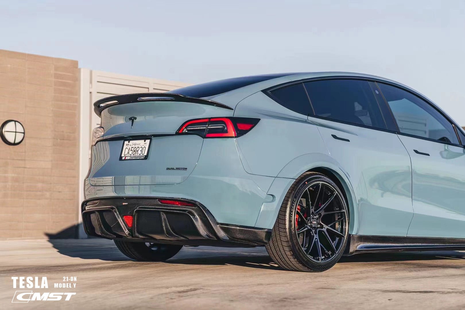 CMST - TESLA MODEL Y CARBON FIBRE SIDE SKIRTS V1 - Aero Carbon UK