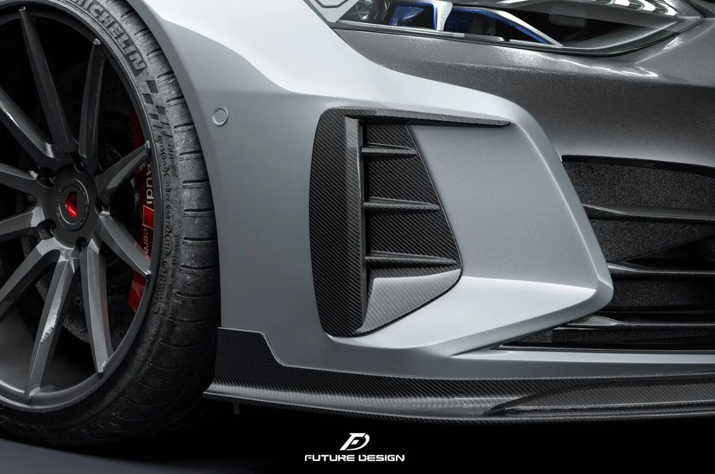 FUTURE DESIGN - AUDI E-TRON GT DRY CARBON FIBRE FRONT UPPER VALANCES CANNARDS - Aero Carbon UK