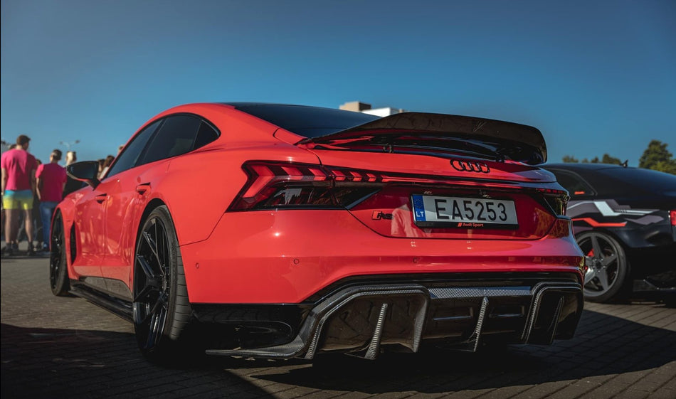 FUTURE DESIGN - AUDI E-TRON GT DRY CARBON FIBRE REAR DIFFUSER - Aero Carbon UK