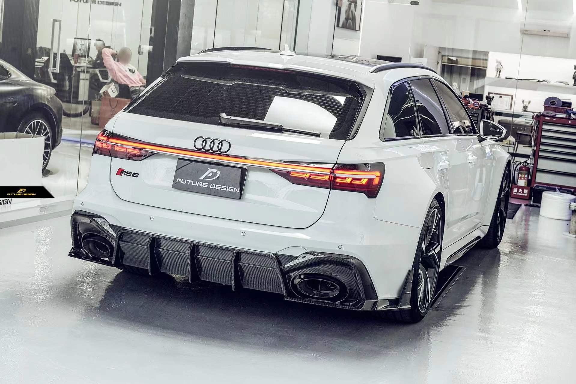 FUTURE DESIGN - AUDI RS6 RS7 C8 DRY CARBON FIBRE REAR DIFFUSER & CANARDS ( BLAZE KIT) - Aero Carbon UK