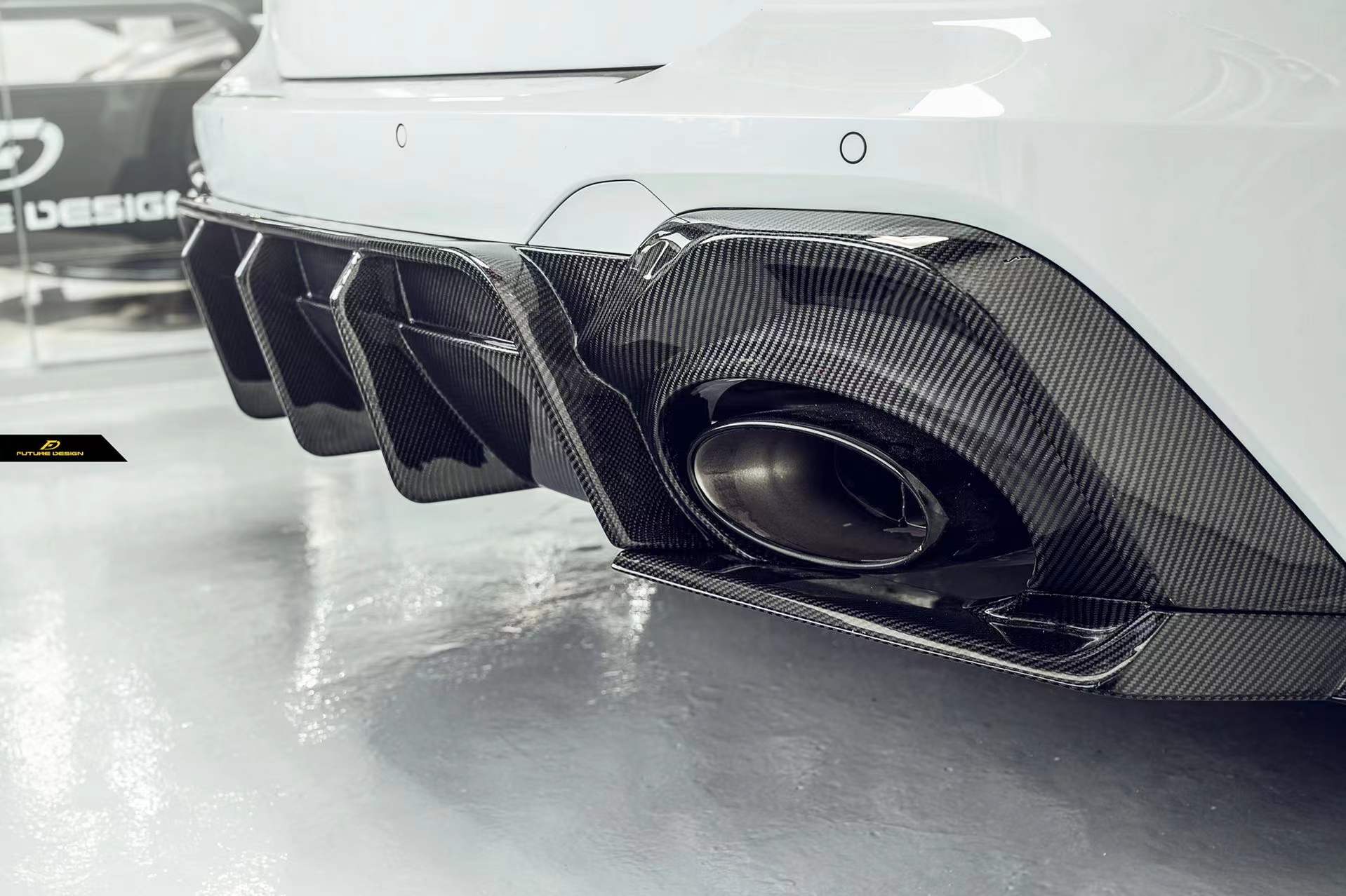 FUTURE DESIGN - AUDI RS6 RS7 C8 DRY CARBON FIBRE REAR DIFFUSER & CANARDS ( BLAZE KIT) - Aero Carbon UK