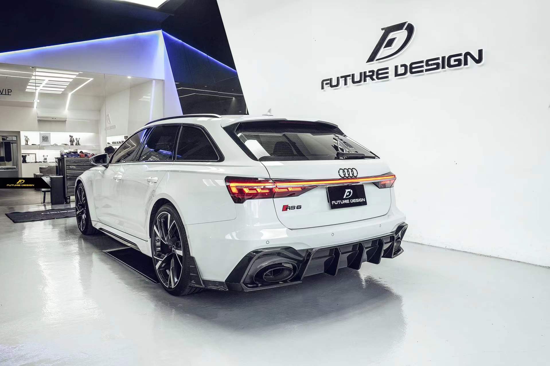 FUTURE DESIGN - AUDI RS6 RS7 C8 DRY CARBON FIBRE REAR DIFFUSER & CANARDS ( BLAZE KIT) - Aero Carbon UK