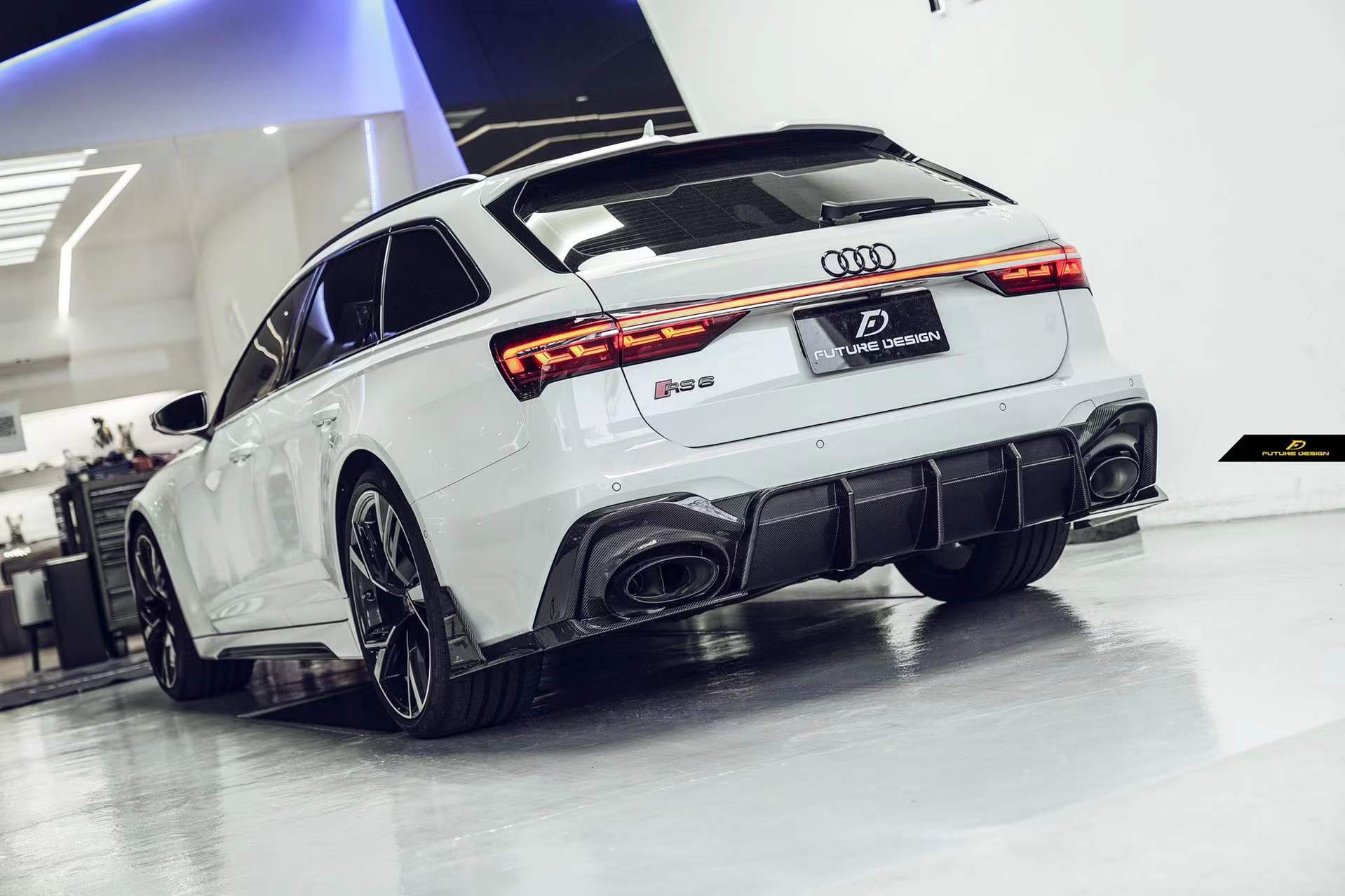 FUTURE DESIGN - AUDI RS6 RS7 C8 DRY CARBON FIBRE REAR DIFFUSER & CANARDS ( BLAZE KIT) - Aero Carbon UK