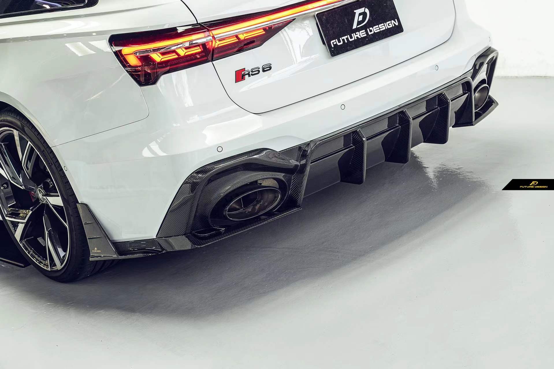 FUTURE DESIGN - AUDI RS6 RS7 C8 DRY CARBON FIBRE REAR DIFFUSER & CANARDS ( BLAZE KIT) - Aero Carbon UK