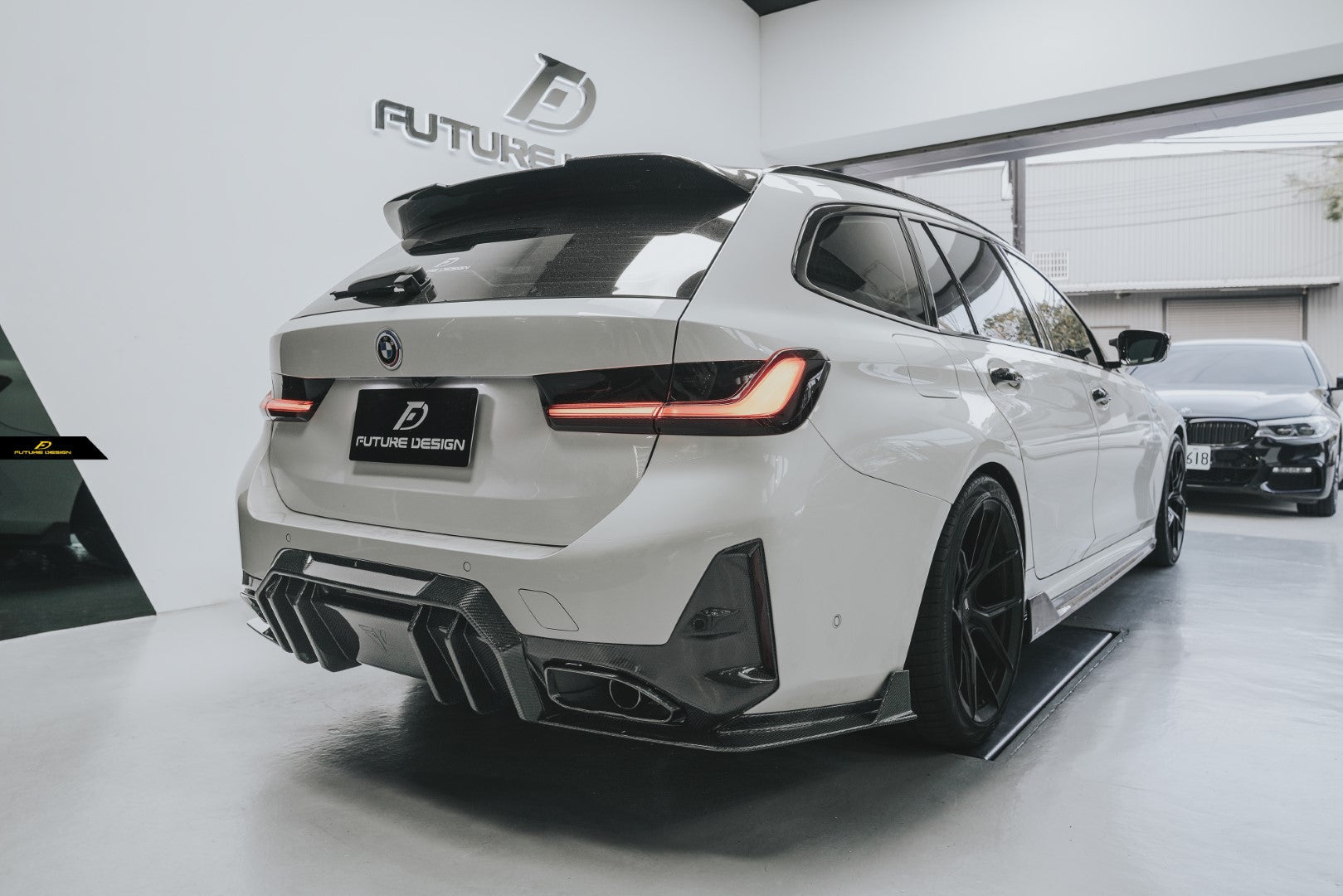 FUTURE DESIGN - BMW 3 SERIES G20 / G21 CARBON FIBRE REAR DIFFUSER V1 - Aero Carbon UK