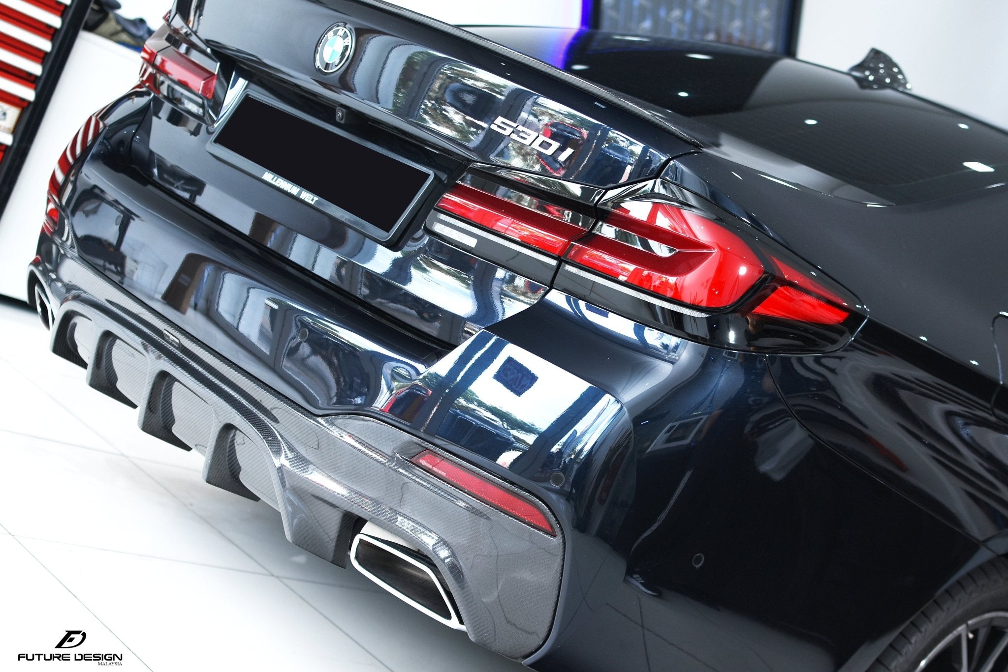 FUTURE DESIGN - BMW 5 SERIES G30 PRE LCI CARBON FIBRE REAR DIFFUSER ( FD STYLE ) - Aero Carbon UK