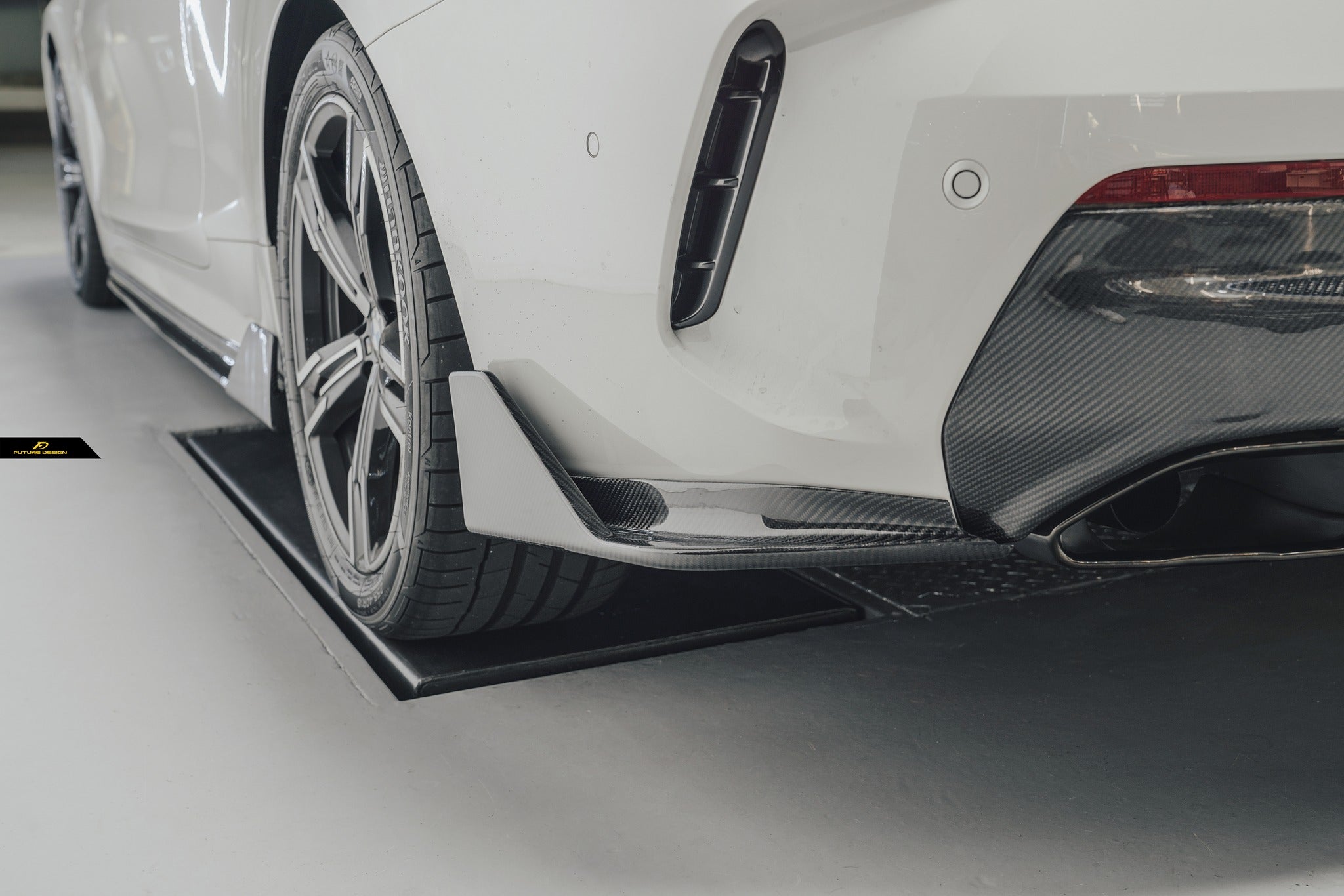 FUTURE DESIGN - BMW G22 4 SERIES CARBON FIBRE REAR DIFFUSER – Aero ...