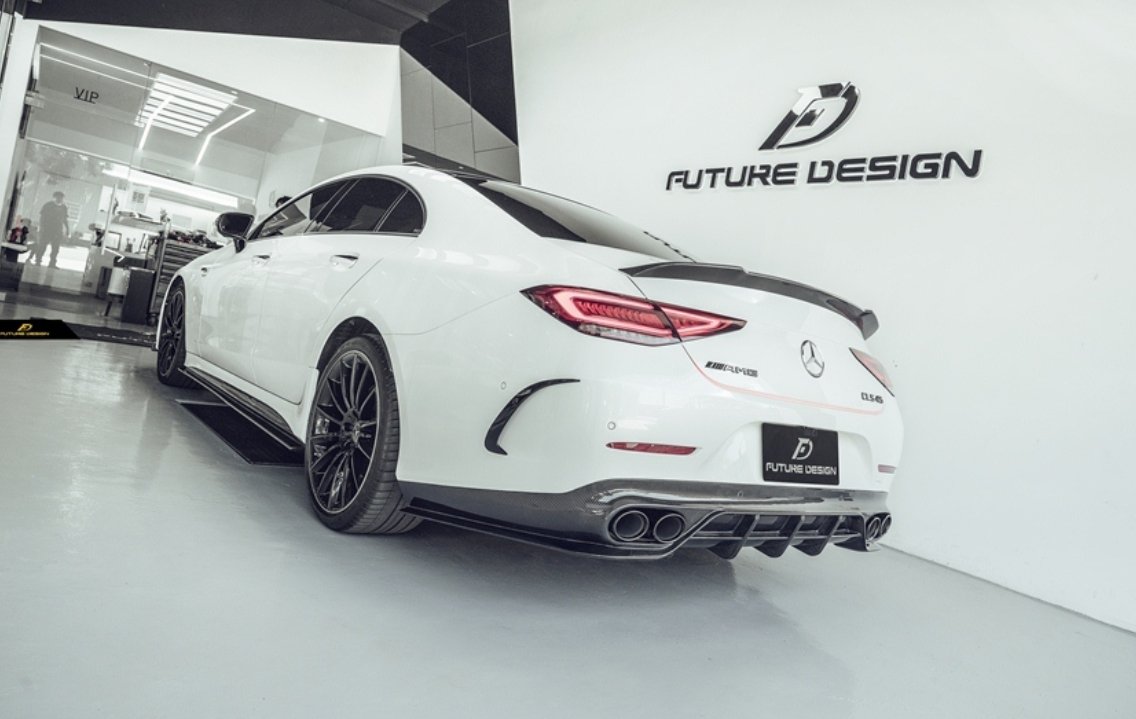 FUTURE DESIGN - MERCEDES BENZ CLS W257 DRY CARBON FIBRE SIDE SKIRTS - Aero Carbon UK