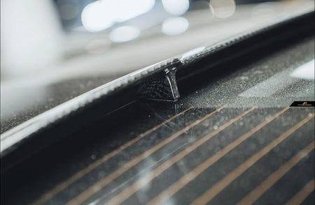 FUTURE DESIGN - PORSCHE TAYCAN CARBON FIBRE ROOF SPOILER - Aero Carbon UK