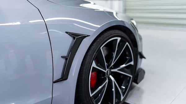 KARBEL - AUDI RS6 RS7 C8 DRY CARBON FIBRE FRONT FENDER TRIM