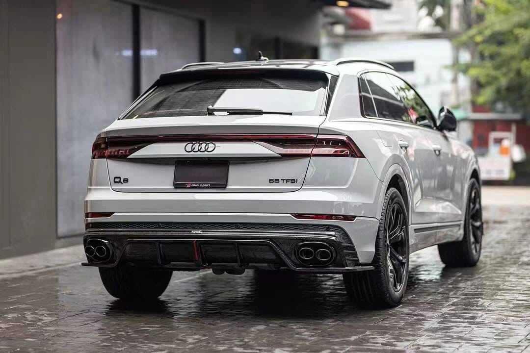 KARBEL - AUDI SQ8 Q8 S-LINE CARBON FIBRE LED REAR DIFFUSER - Aero Carbon UK