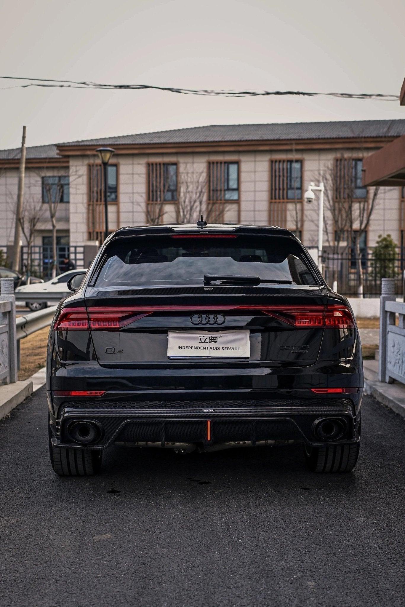 KARBEL - AUDI SQ8 Q8 S-LINE CARBON FIBRE LED REAR DIFFUSER - Aero Carbon UK