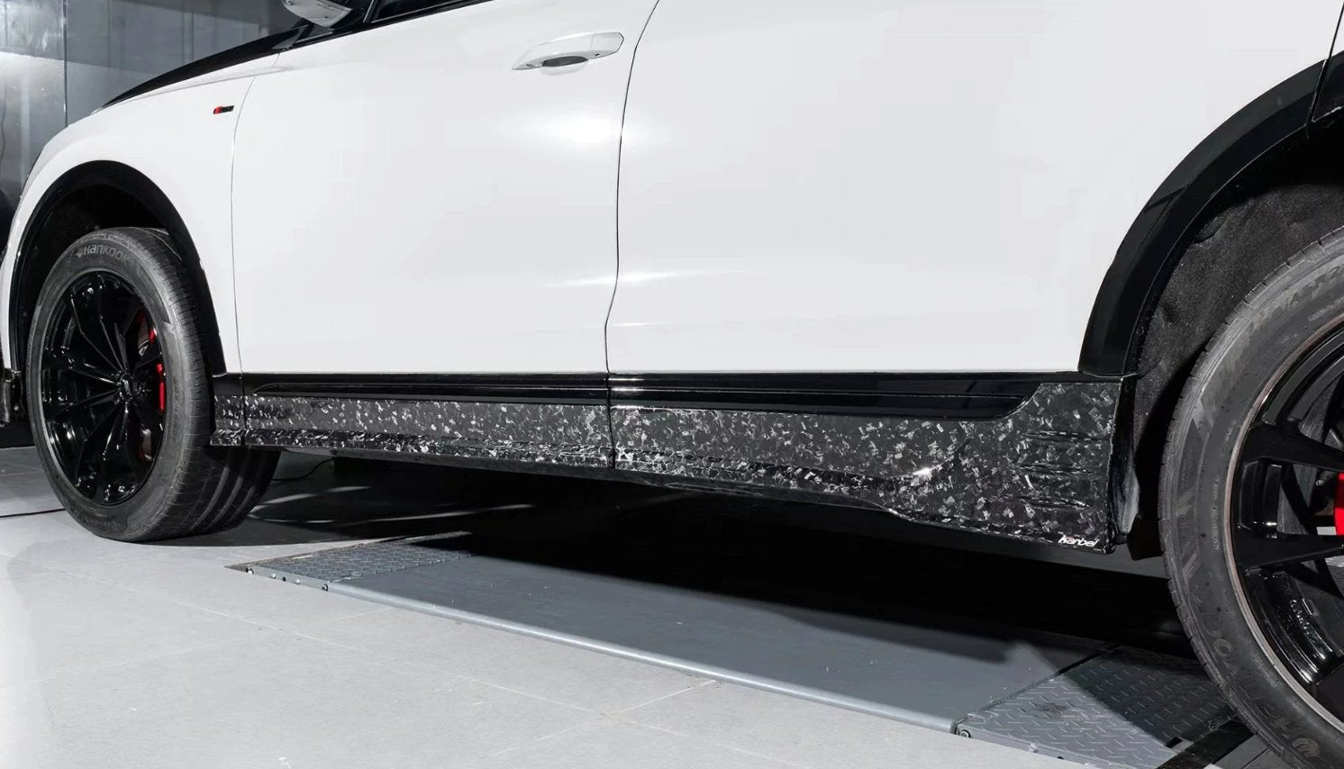 KARBEL - AUDI SQ8 Q8 S-LINE CARBON FIBRE SIDE SKIRTS - Aero Carbon UK