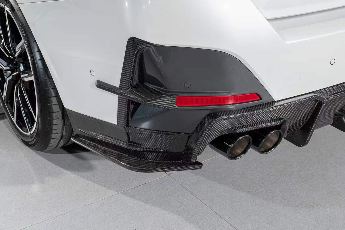 KARBEL - BMW i4/ 4 SERIES GRAN COUPE G26 CARBON FIBRE REAR BUMPER TRIM - Aero Carbon UK