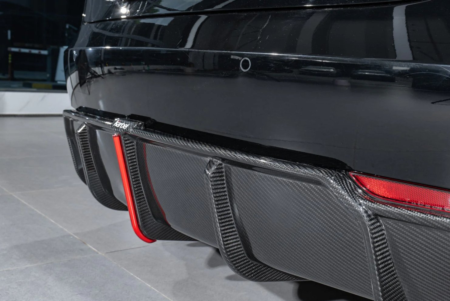 KARBEL - TESLA MODEL 3 DRY CARBON FIBRE LED REAR DIFFUSER - Aero Carbon UK