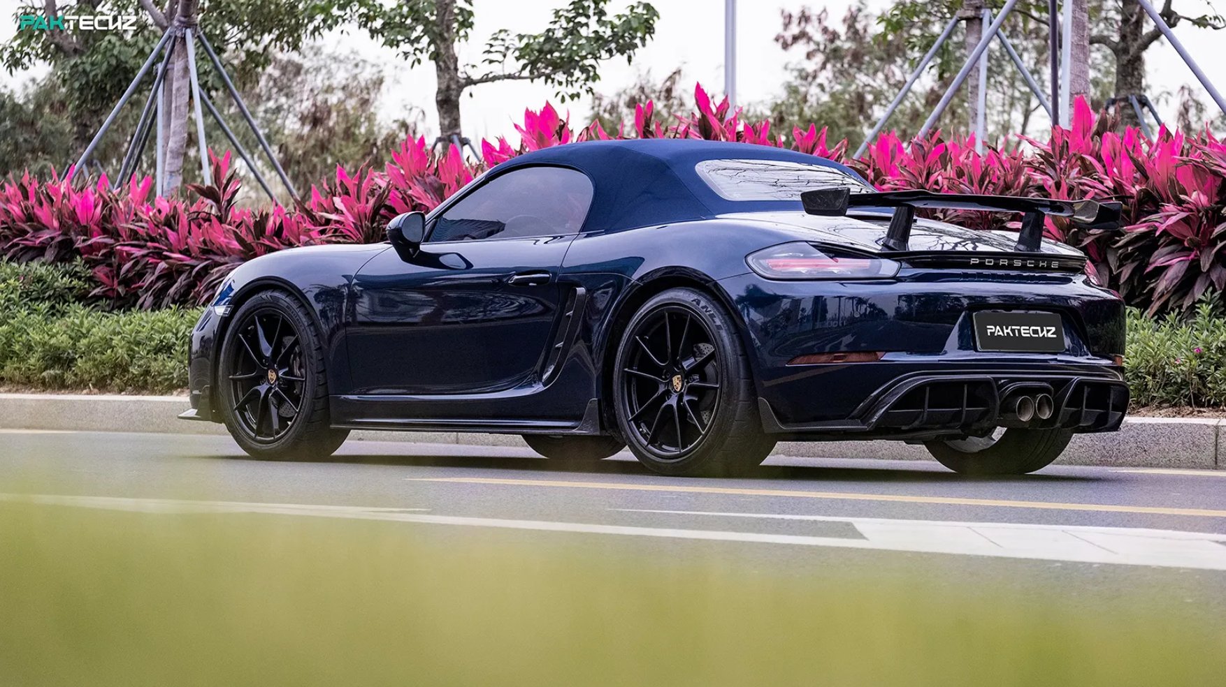 PAKTECHZ - PORSCHE CAYMAN / BOXSTER 718 DRY CARBON FIBRE SIDE SKIRTS - Aero Carbon UK