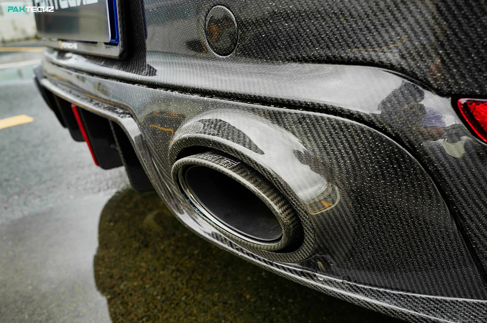 PAKTECKZ - PORSCHE 992 TURBO S DRY CARBON FIBRE REAR DIFFUSER – Aero ...