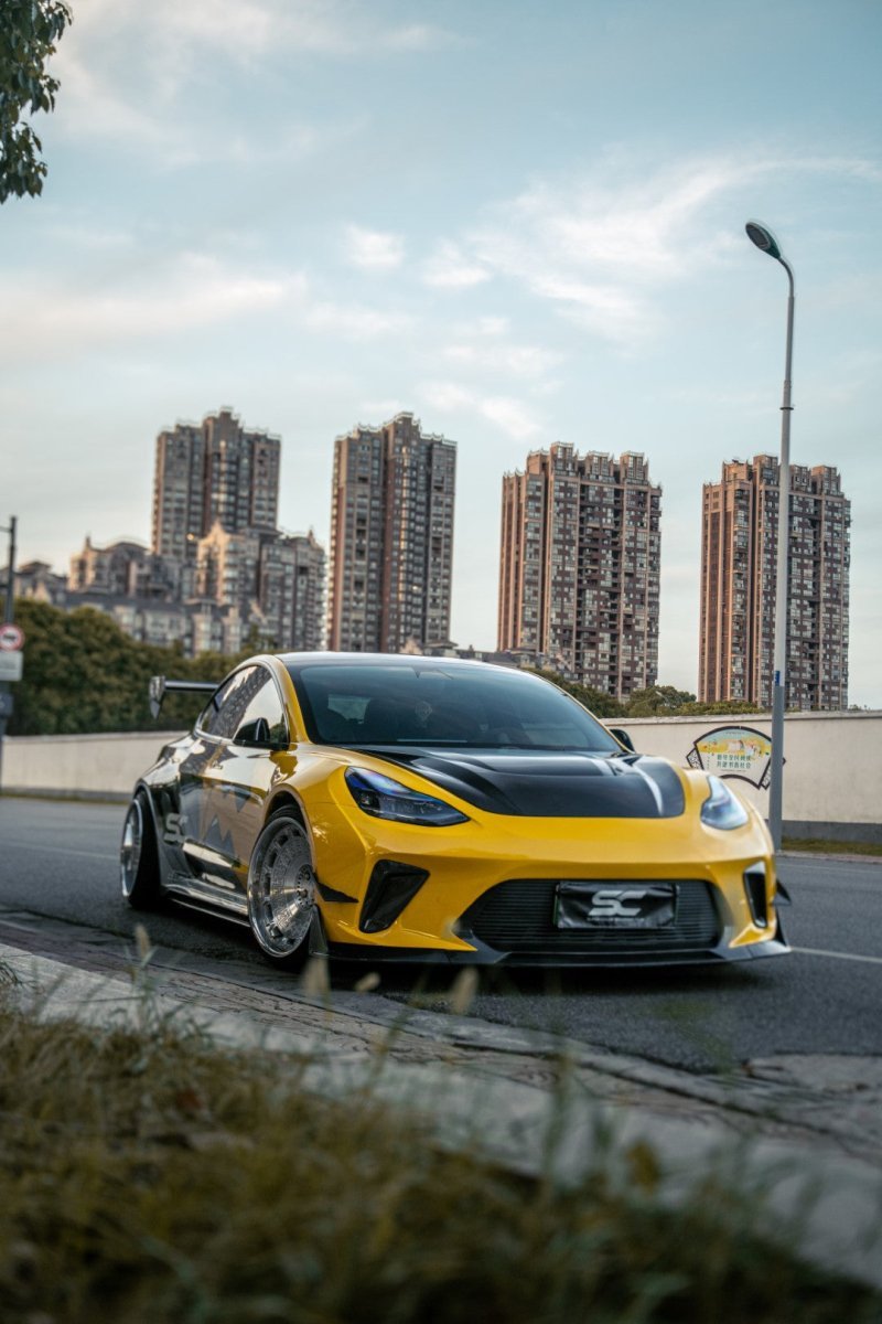 ROBOT - TESLA MODEL 3 HACKER WIDEBODY FRONT BUMPER AND FRONT LIP - Aero Carbon UK