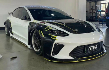 ROBOT - TESLA MODEL 3 HACKER WIDEBODY FRONT BUMPER AND FRONT LIP - Aero Carbon UK