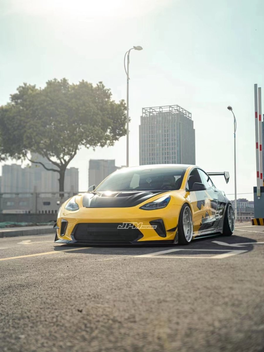 ROBOT - TESLA MODEL 3 HACKER WIDEBODY WHEEL ARCHES AND SIDE SKIRTS - Aero Carbon UK