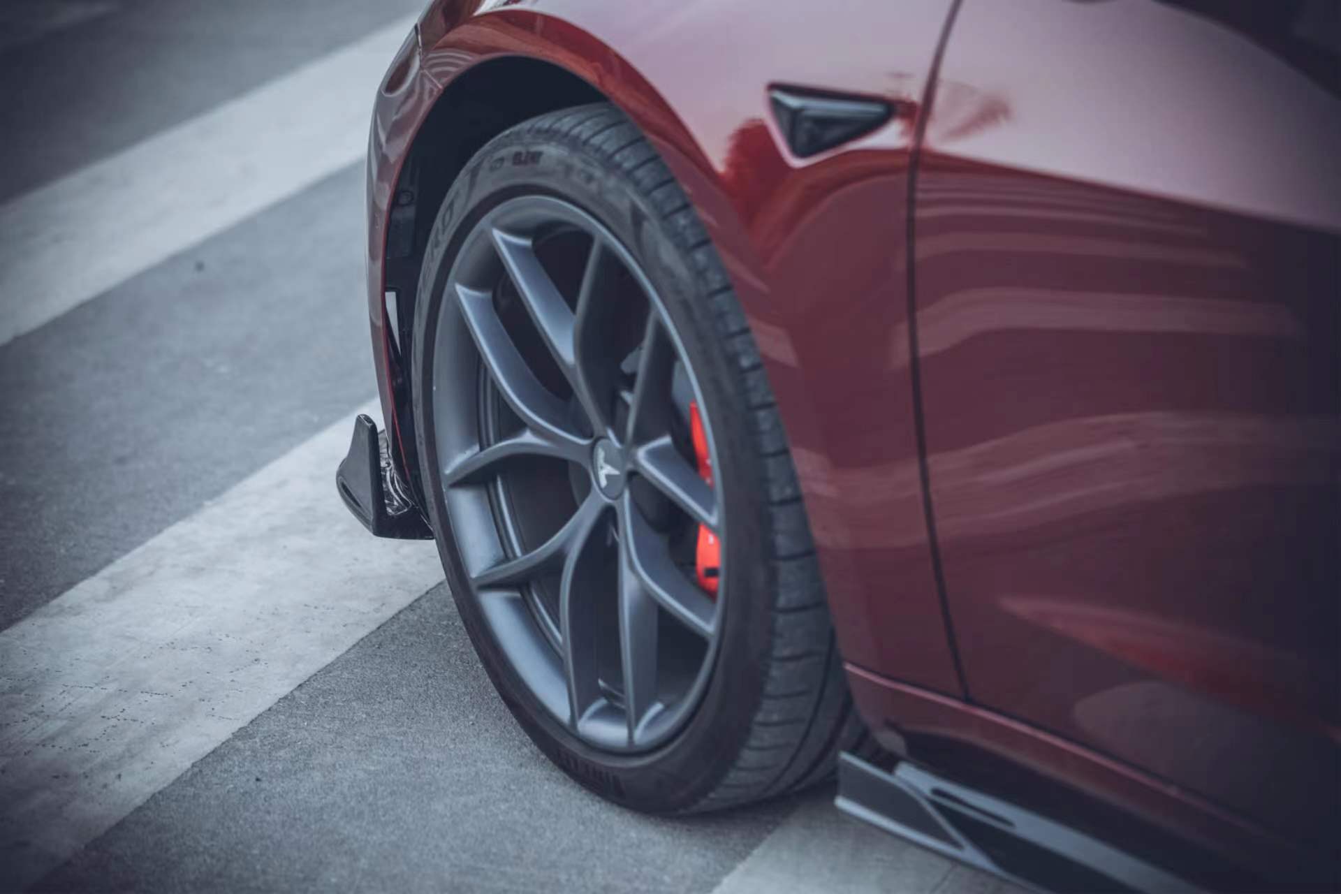 TAKD - TESLA MODEL 3 DRY CARBON FIBRE SIDE SKIRTS - Aero Carbon UK