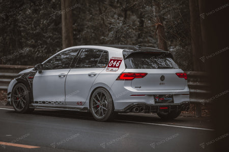 TAKD - VOLKSWAGEN GOLF MK8 GTI & R DRY CARBON FIBRE FENDERS - Aero Carbon UK