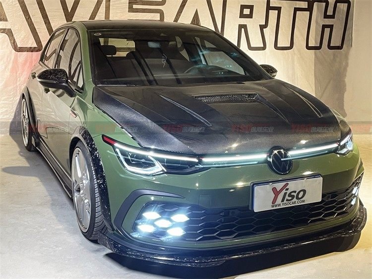 YISO - VOLKSWAGEN GOLF MK8 CARBON FIBRE BONNET HOOD - Aero Carbon UK